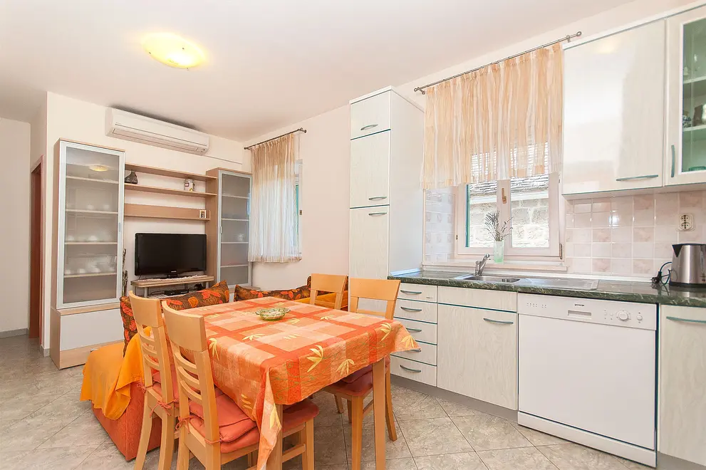 Ferienwohnung in Brac  6615945 1274