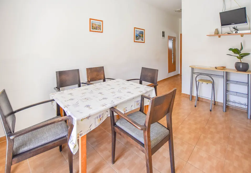 Ferienwohnung in Biograd mit Pool 66117562 6243