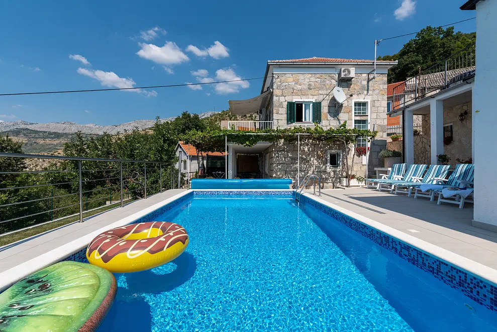 Ferienwohnung in Split mit Pool 66123095 10452 Ferienwohnung in Split mit Pool 66123095 10452