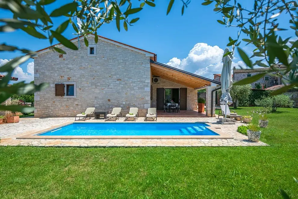 Ferienhaus in Porec mit Pool 66124018 11135