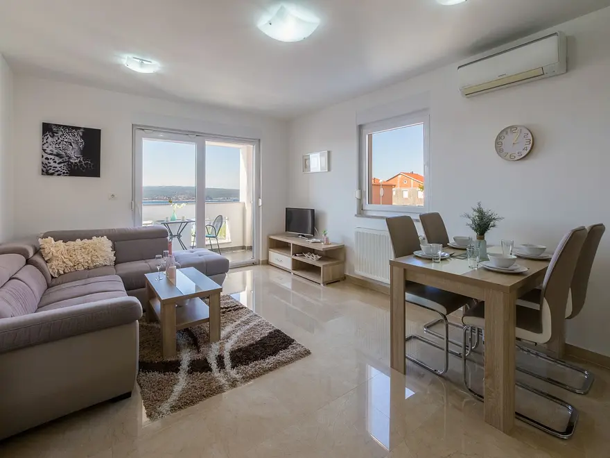 Ferienwohnung in Crikvenica mit Pool 66125993 12618