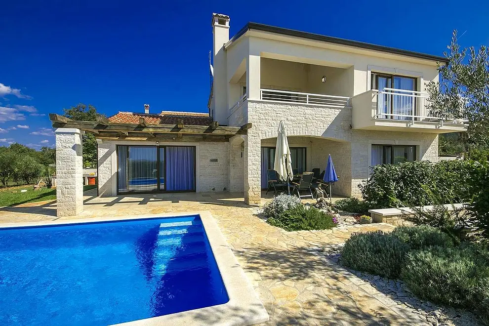 Ferienhaus in Porec mit Pool 66124479 11479