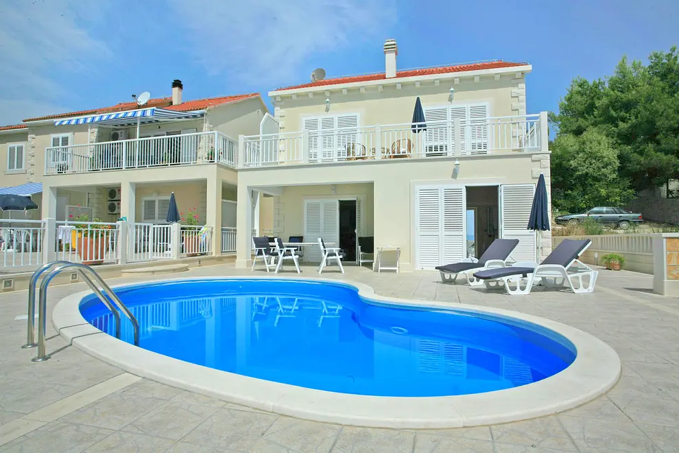 Ferienhaus in Brac mit Pool 66126776 13266