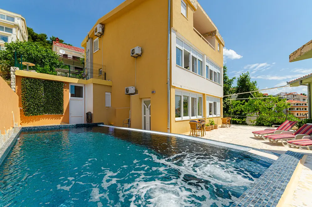 Ferienwohnung in Ciovo mit Pool 66126187 12773