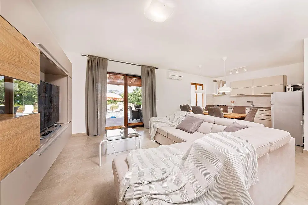 Ferienhaus in Krsan mit Pool 66128401 14574 Ferienhaus in Krsan mit Pool 66128401 14574