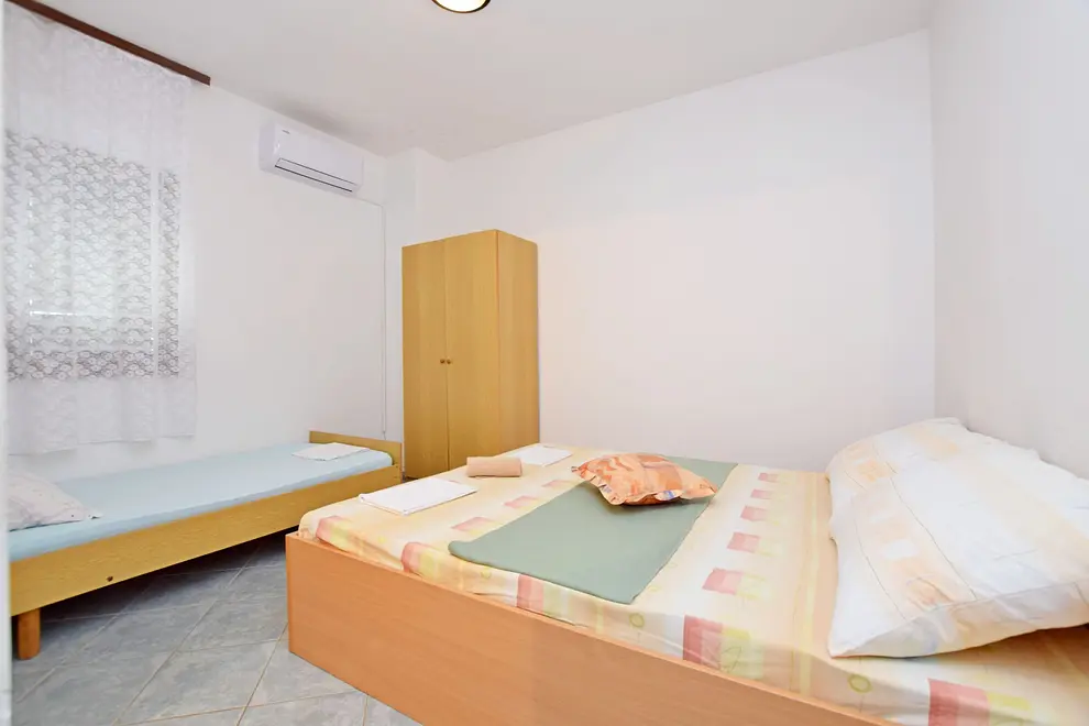 Ferienappartment in Starigrad  66129116 15104