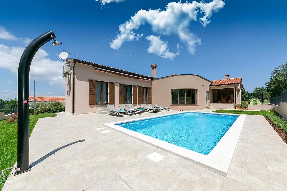 Ferienhaus in Labin mit Pool 66129137 15122 Ferienhaus in Labin mit Pool 66129137 15122