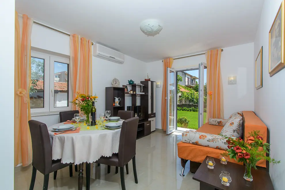 Ferienwohnung in Trogir 66114399 4842 Ferienwohnung in Trogir 66114399 4842
