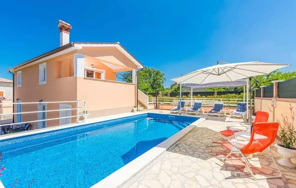 Ferienhaus in Nedescina mit Pool 66130417 16008