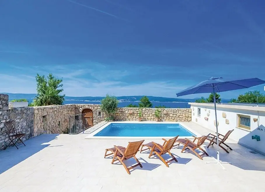 Ferienhaus in Crikvenica mit Pool 66130056 15754