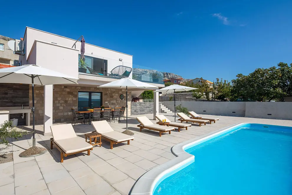 Ferienhaus in Kastela mit Pool 66131721 17021