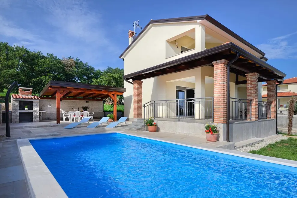 Ferienwohnung in Kastelir-Labinci mit Pool 66133396 18395