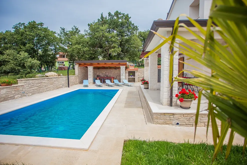 Ferienwohnung in Kastelir-Labinci mit Pool 66133398 18396